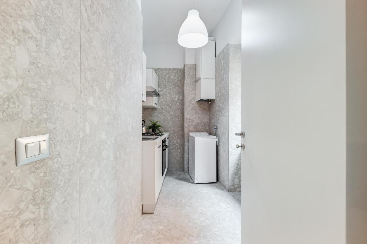 Trevi Fountain - Shabby - Romedreamhome Экстерьер фото