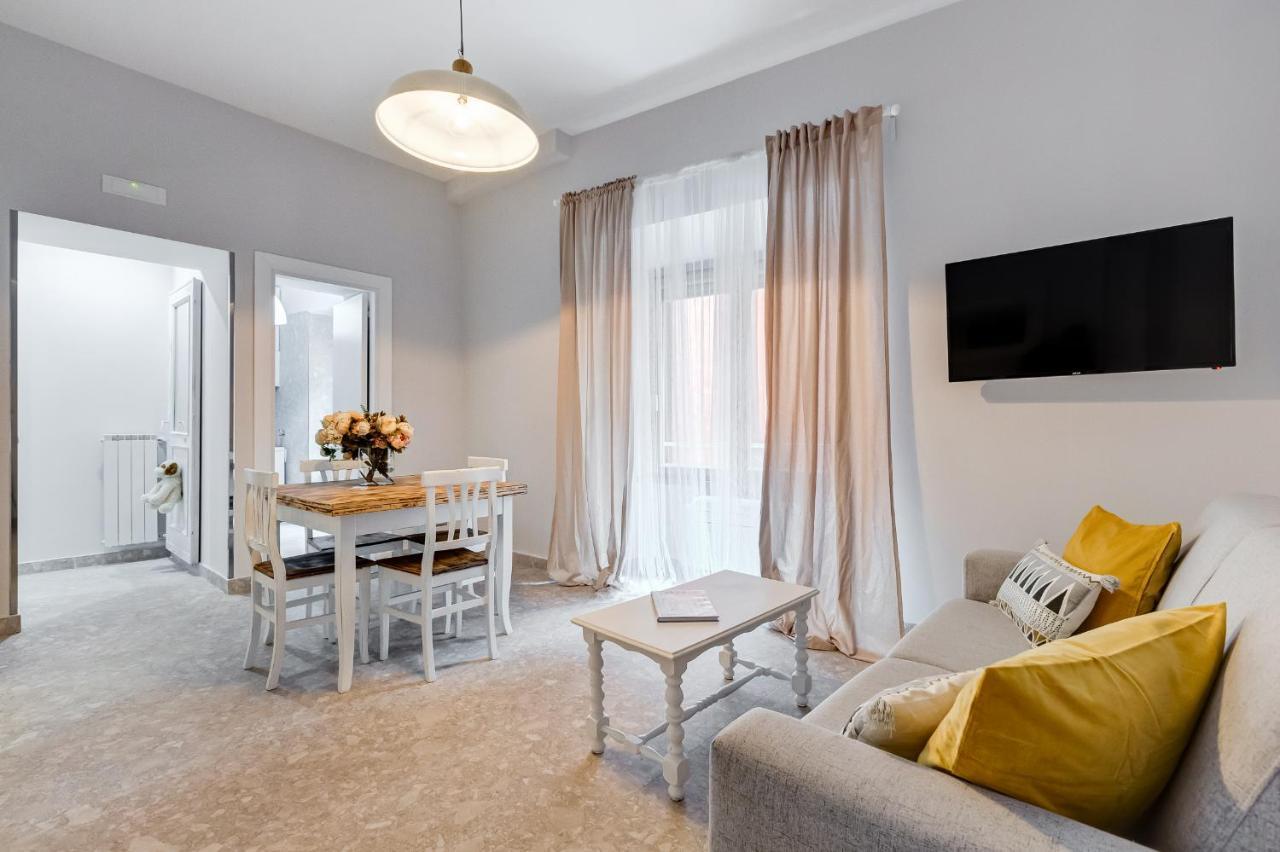 Trevi Fountain - Shabby - Romedreamhome Экстерьер фото